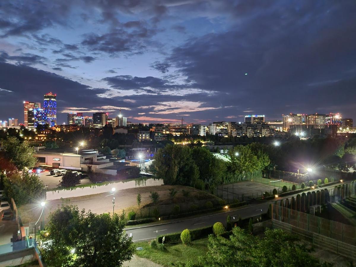 Grand Look & Best Location For Business On Bucureşti Ngoại thất bức ảnh