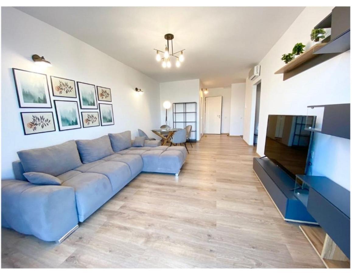 Grand Look & Best Location For Business On Bucureşti Ngoại thất bức ảnh