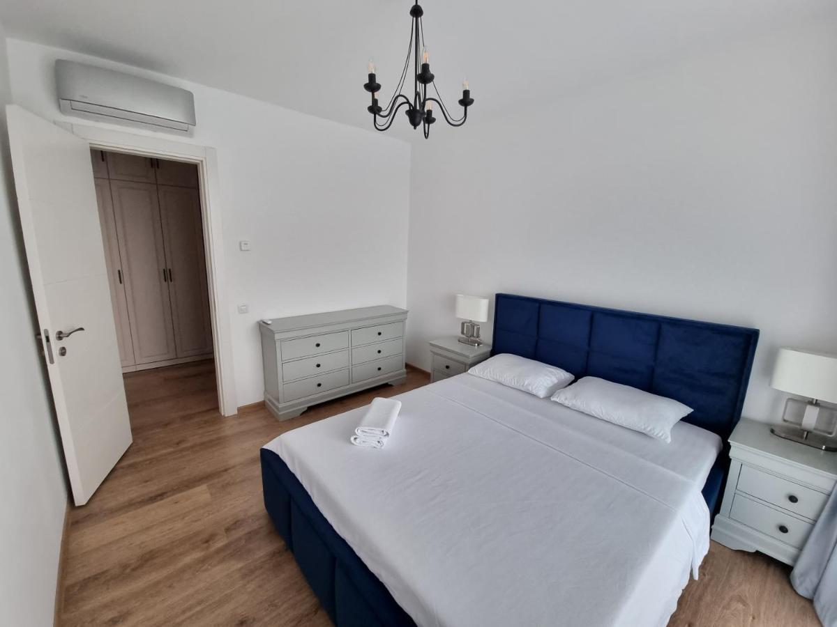 Grand Look & Best Location For Business On Bucureşti Ngoại thất bức ảnh