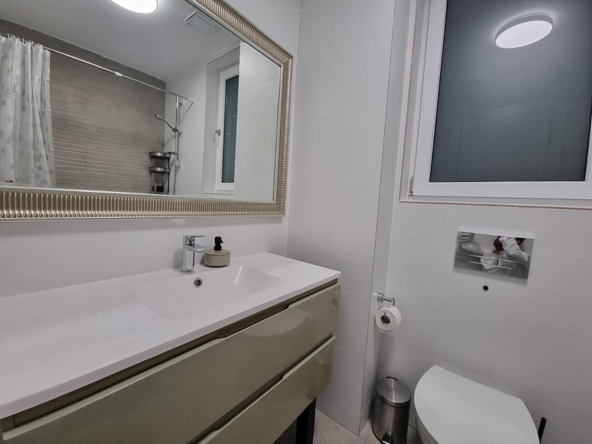 Grand Look & Best Location For Business On Bucureşti Ngoại thất bức ảnh