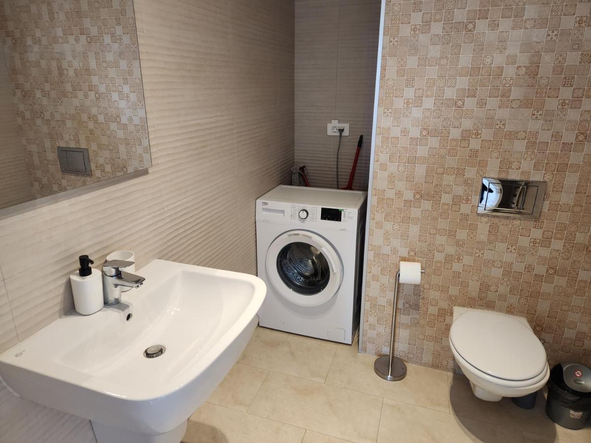 Grand Look & Best Location For Business On Bucureşti Ngoại thất bức ảnh