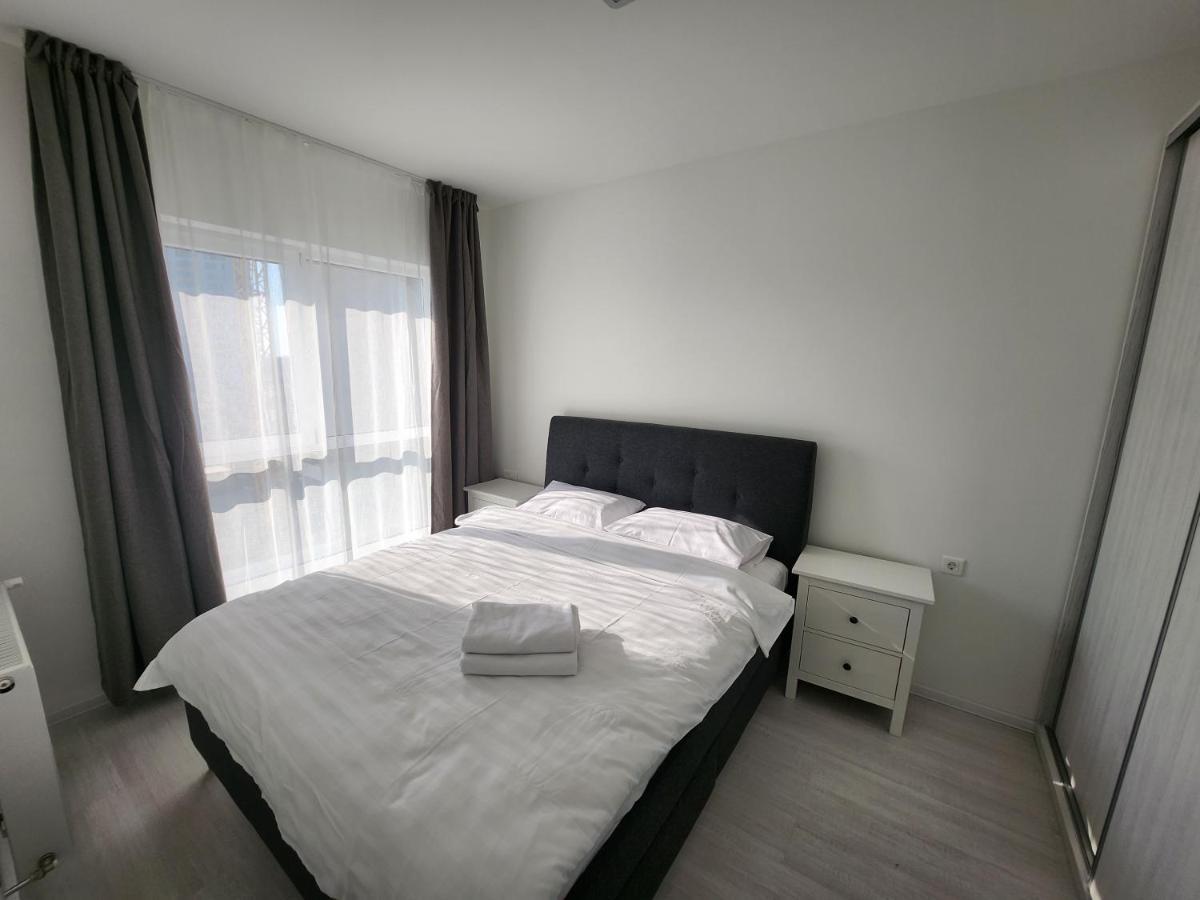 Grand Look & Best Location For Business On Bucureşti Ngoại thất bức ảnh